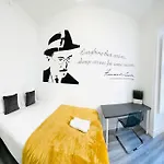 Rooms, Location For Tourists *