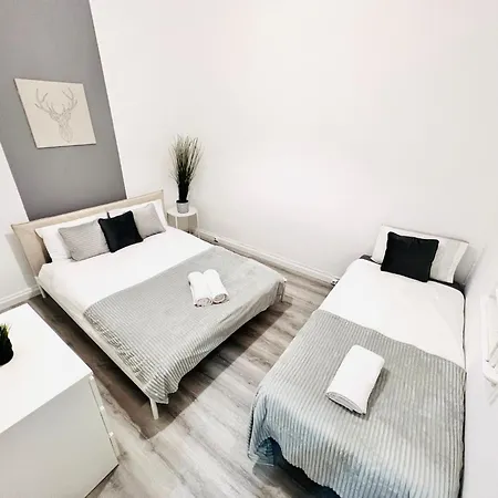 호스텔 Rooms, Location For Tourists *