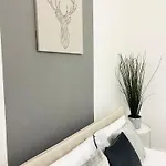 Rooms, Location For Tourists Hostel