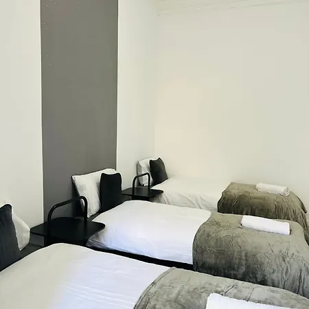 Rooms, Location For Tourists Albergue