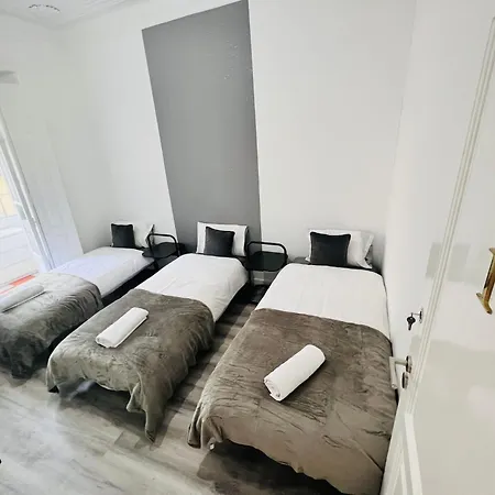 Albergue Rooms, Location For Tourists